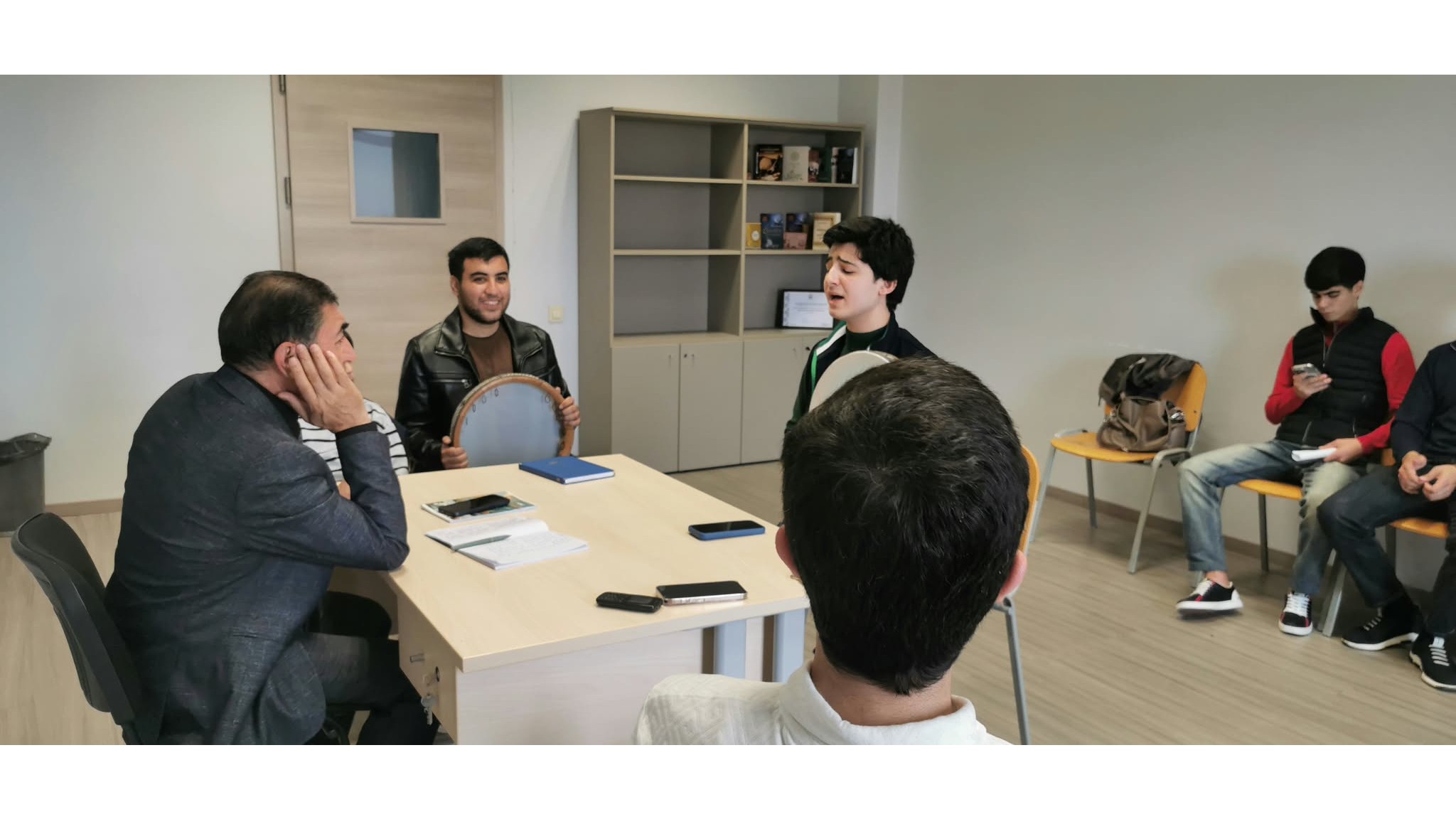 Muğamın ustad nəfəsi, gənc səslərin sorağı