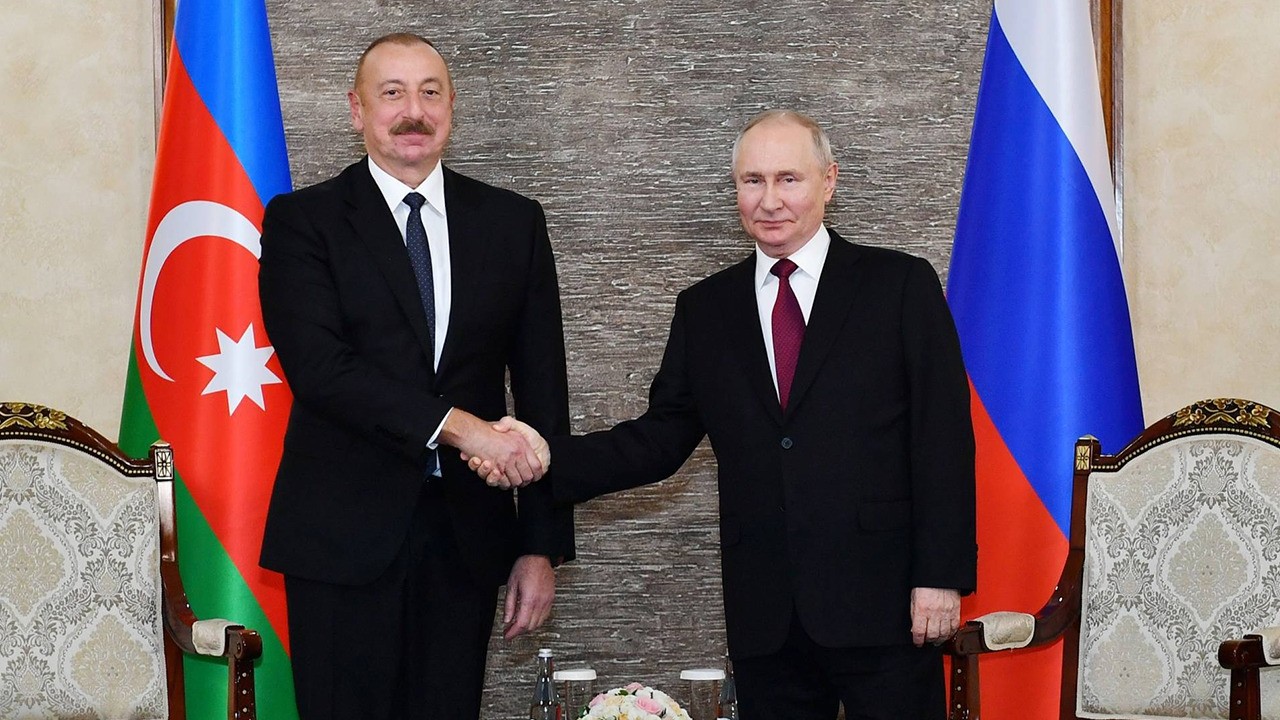 İlham Əliyev Putinə zəng etdi