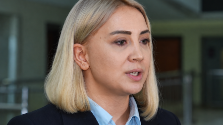 “Valideynlər uşaqlara geyim qaydalarının məqsədini düzgün izah etməlidir” - VİDEO