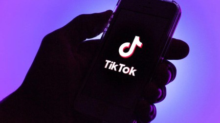 Azərbaycan məktəblərində "TikTok"a giriş məhdudlaşdırıldı