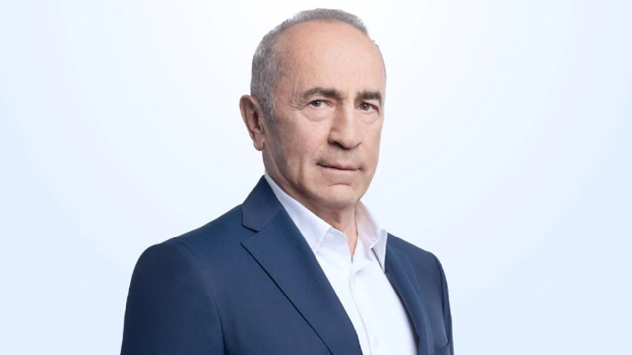 Robert Koçaryanın da həbs müddəti uzadıldı