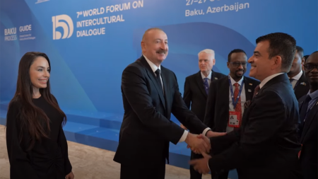 Prezident qonaqlarla görüşdü - Video